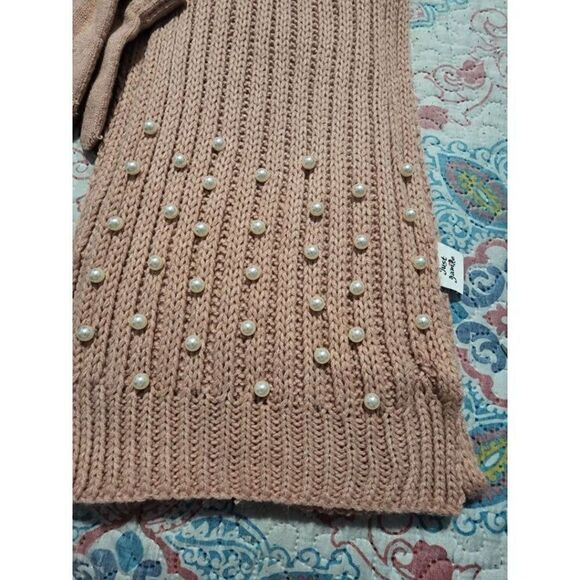 Women Solid Rib Knit With Pearls 2-Pc-Gift-Set Glove And Scarf - Picture 4 of 5